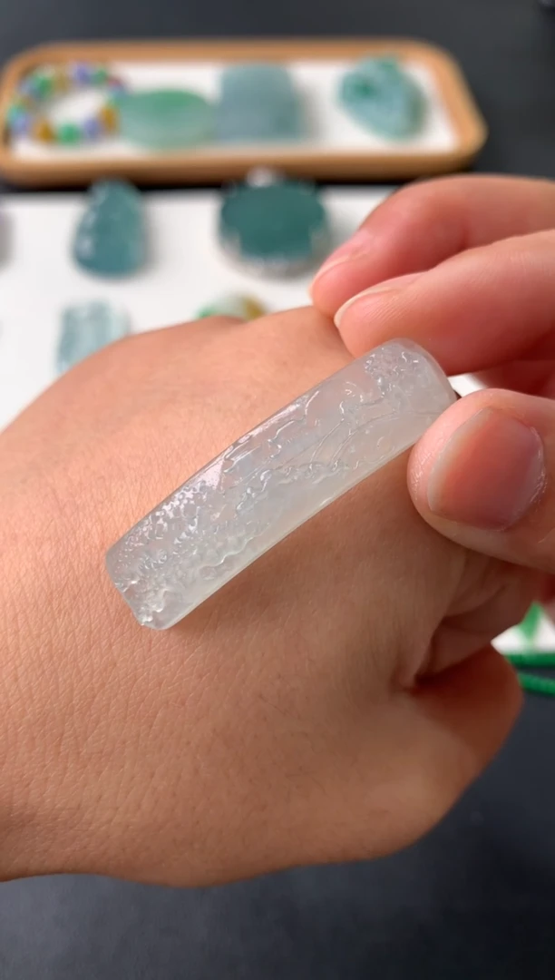 未镶嵌定制翡翠翡翠