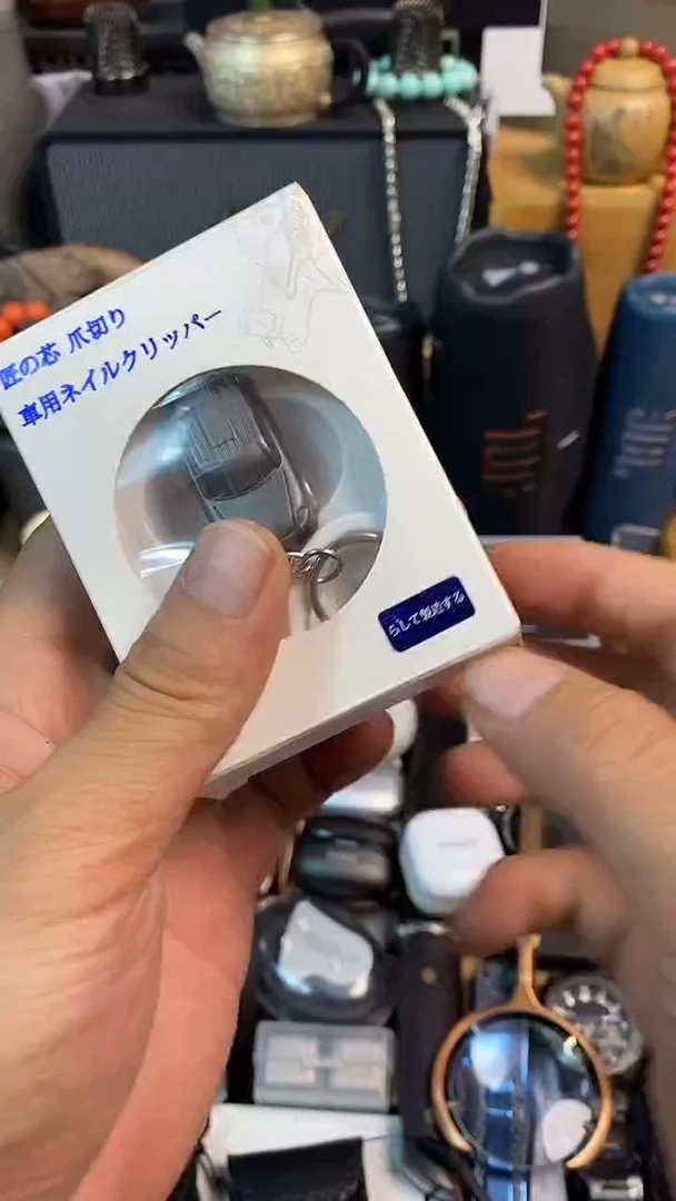 瓷片闪购商品，如图所示