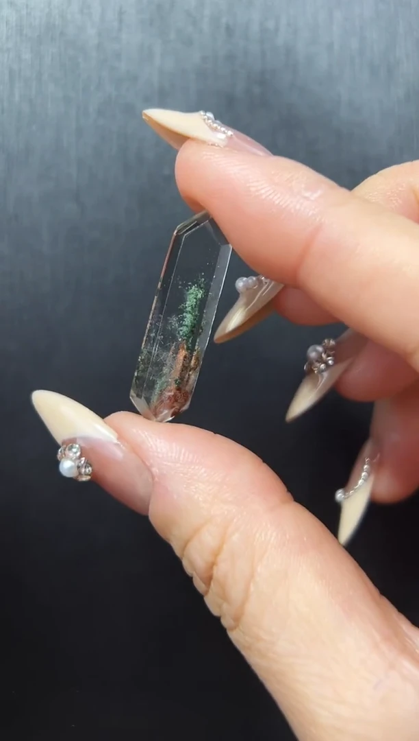 【闪购商品】水晶双尖未镶嵌无孔发一（19）
