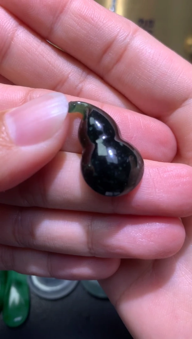 【闪购商品】定制翡翠未镶嵌毛货