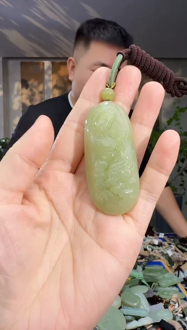 未镶嵌和田玉挂件拍一发一