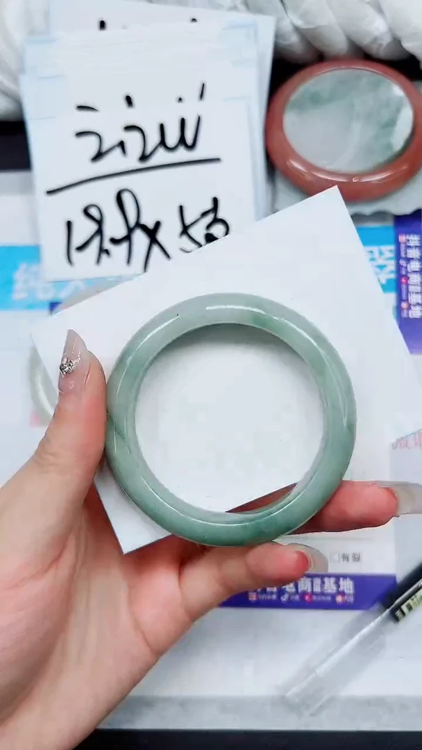 【闪购商品】石英质玉手镯未镶嵌S281-51/52