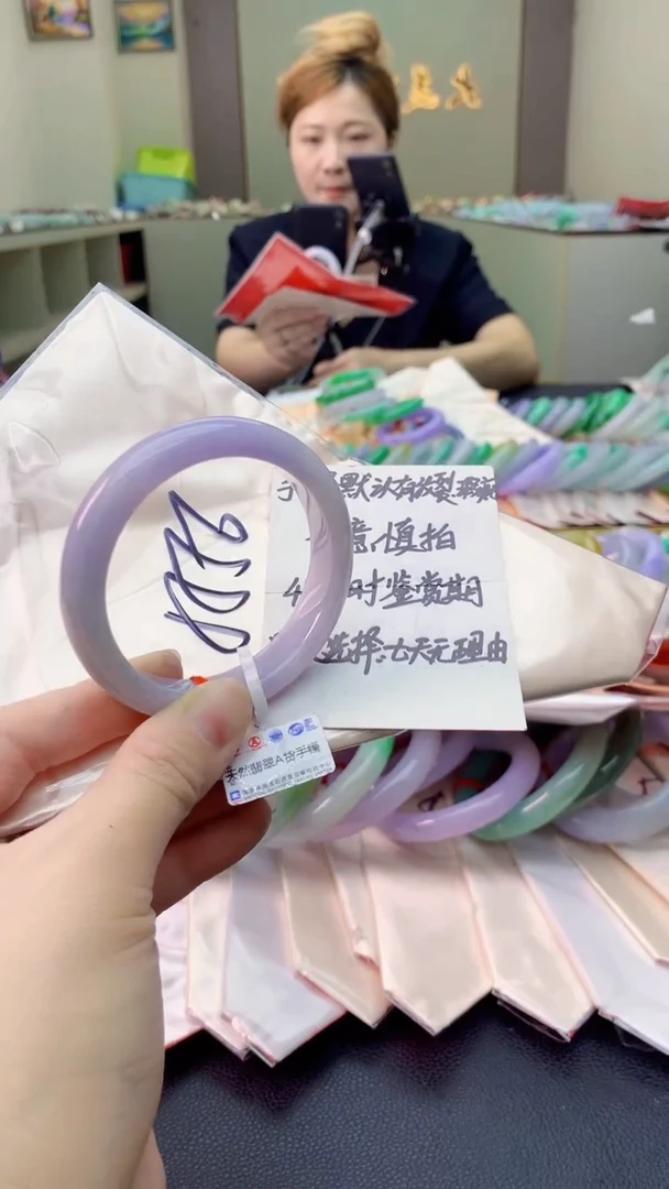 翡翠手镯未镶嵌0398466622