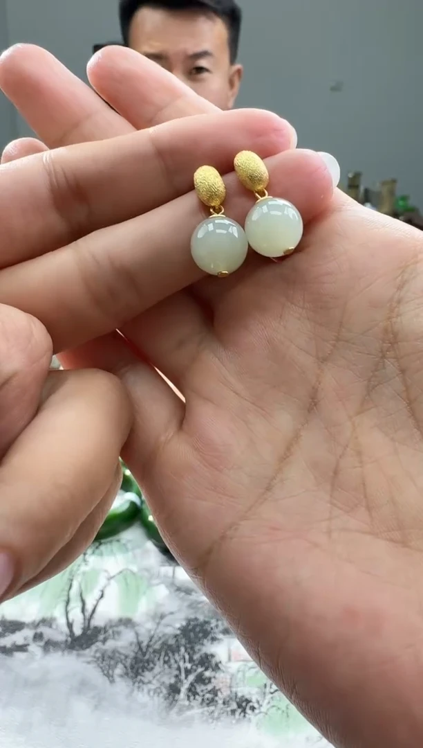 颈饰未镶嵌和田玉【瑞睿珠宝】和田玉耳钉 （多样性发货）