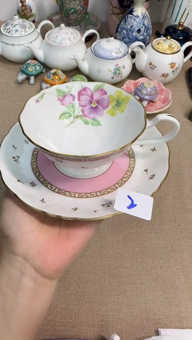 瓷片泡泡家的瓷器真好看