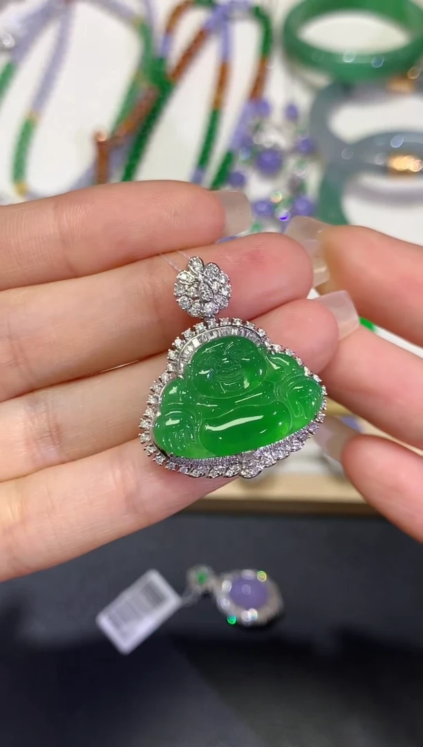 【闪购商品】翡翠颈饰18K金镶嵌团购1