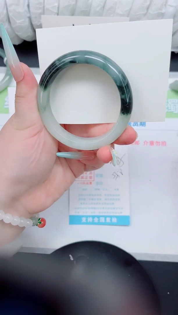 石英质玉手镯未镶嵌b185-55.8