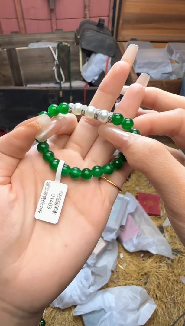 精美手串（无礼盒）
