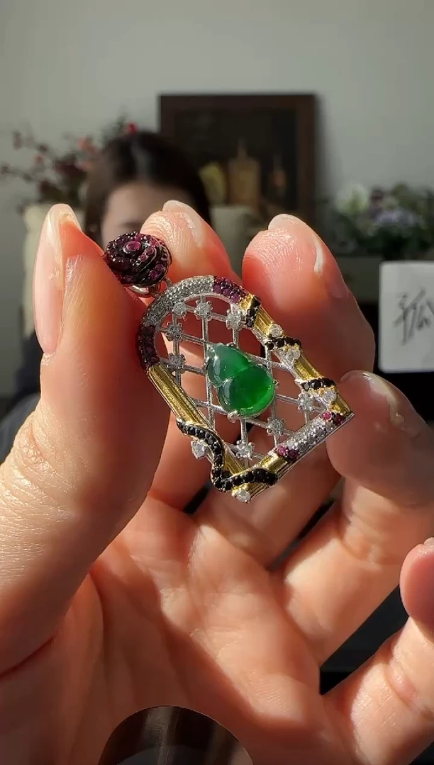 【闪购商品】翡翠吊坠(不含链)银S925镶嵌银镶