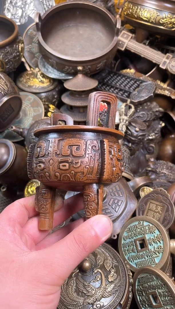 精美铜器点击下单