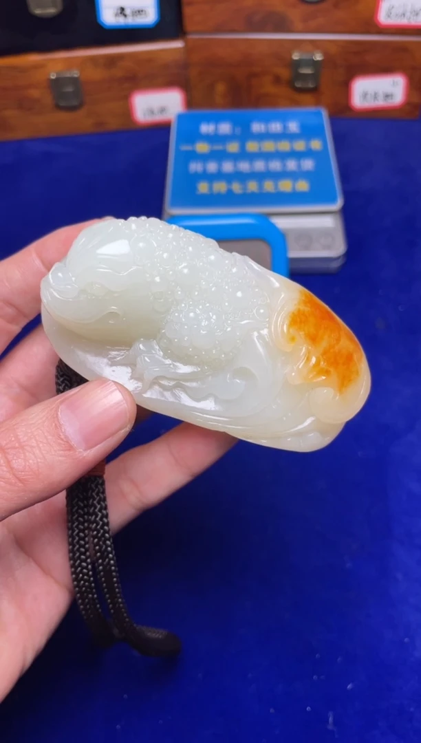 未镶嵌和田玉把件兰****融和田玉