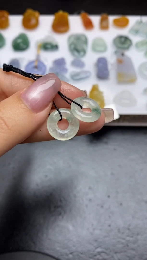 【闪购商品】定制翡翠未镶嵌翡翠毛货~
