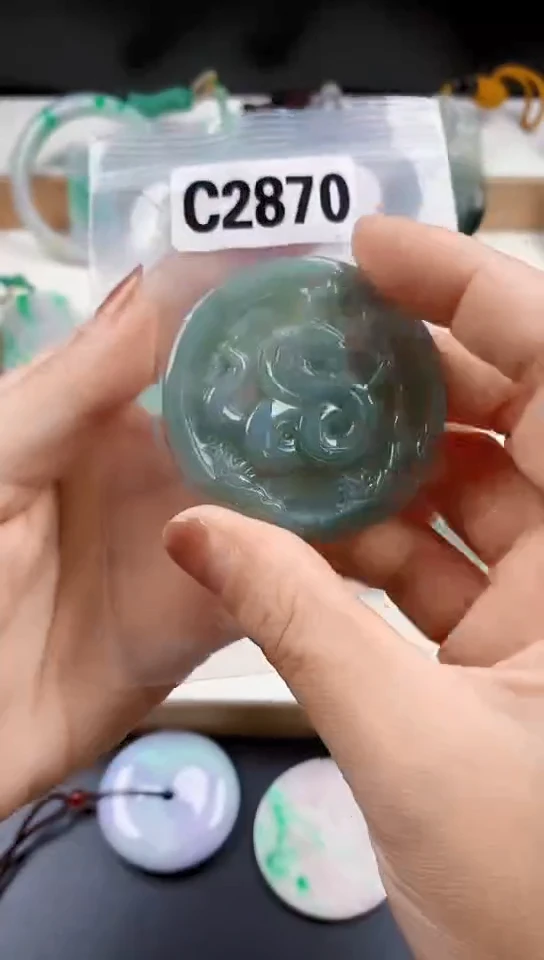 颈饰未镶嵌翡翠天然翡翠吊坠·挂件