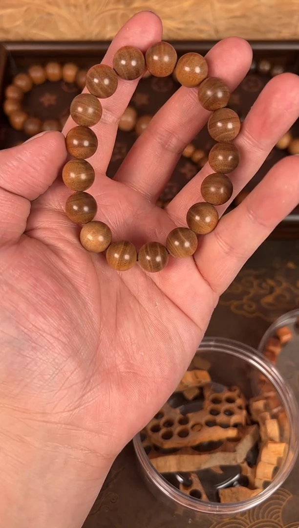 檀香木无事牌迈索尔正区老山檀横纹1.2枯枝风化料