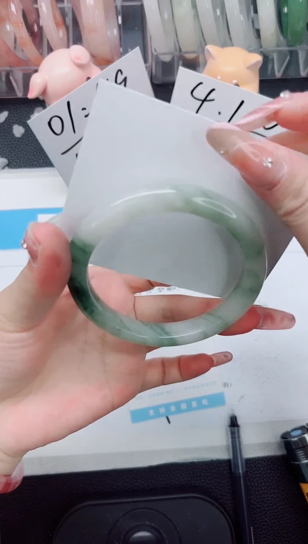 【闪购商品】石英质玉手镯未镶嵌704-62