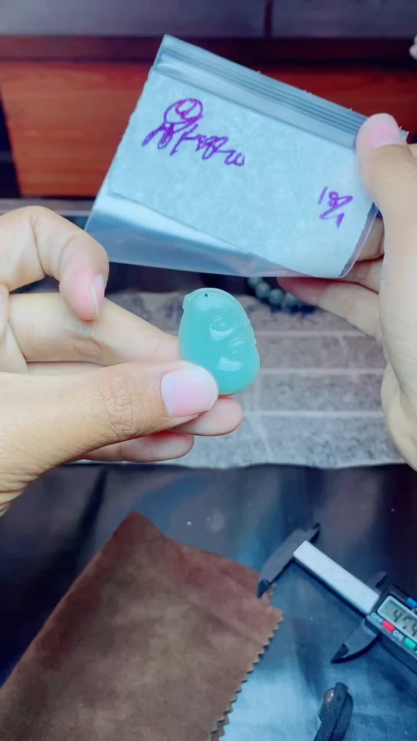 【闪购商品】定制翡翠未镶嵌珠串