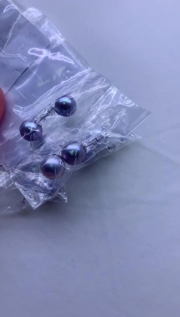 【闪购商品】银S925镶嵌淡水珍珠耳钉多发其一