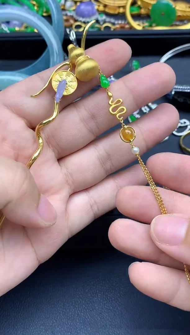 吊坠(不含链)18K金镶嵌翡翠705-春日珠宝