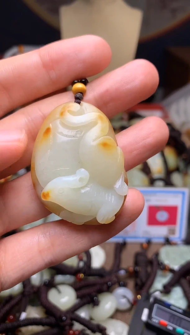 颈饰未镶嵌和田玉新疆料青海料清水和田玉吊坠