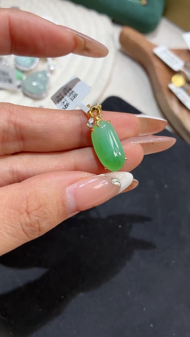 吊坠(不含链)银S925镶嵌翡翠福瓜