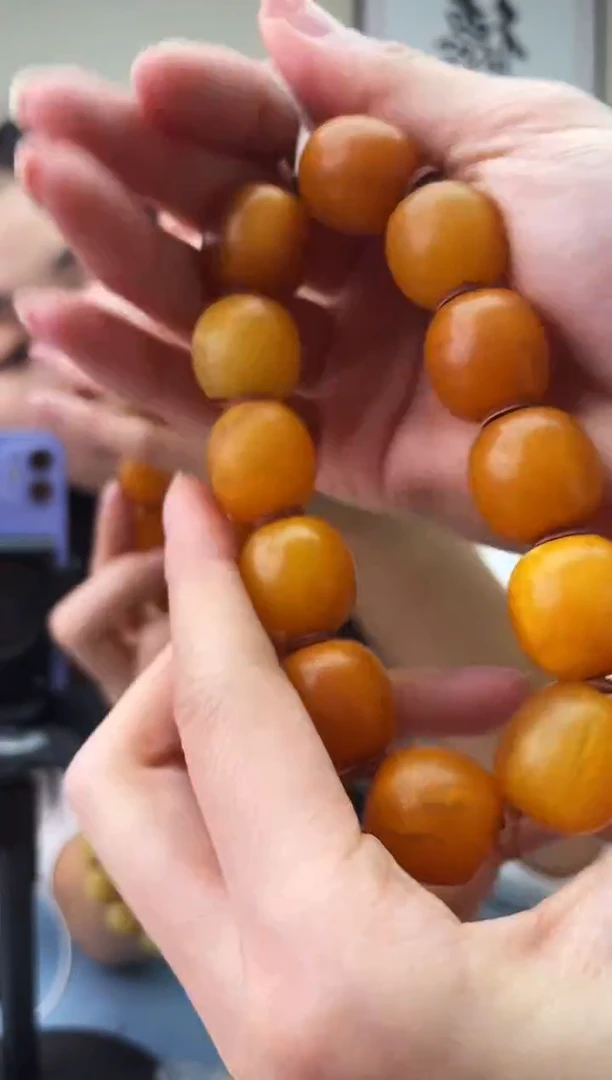 琥珀未镶嵌珠宝奇石T048 18假一罚十，多样性发一件