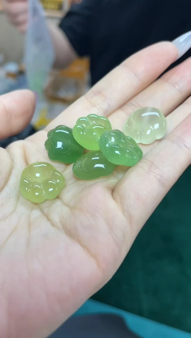 玛瑙/玉髓·未镶嵌多样性发一件