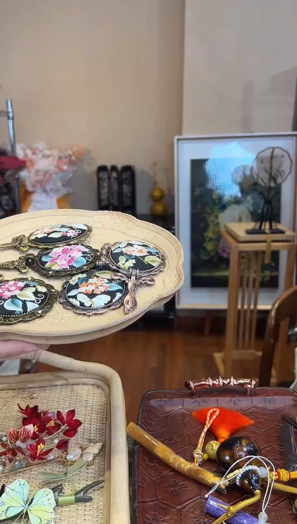 刺绣非遗苏工刺绣镜子