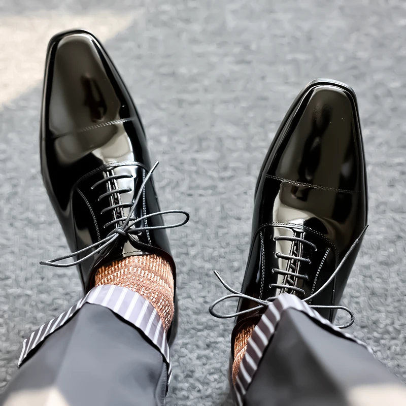 痞帅英伦风红底皮鞋男增高4.5厘米透气牛皮三接头正装结婚新郎鞋