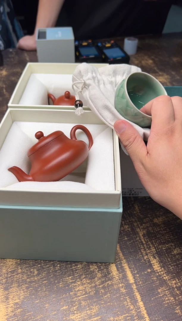 土人斋 紫砂单壶（不挑)+土人荷芳禅定杯
