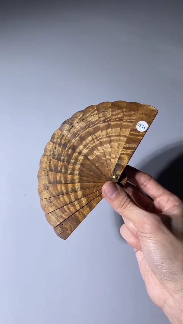【闪购商品】金丝楠951号10cm金丝楠迷你扇
