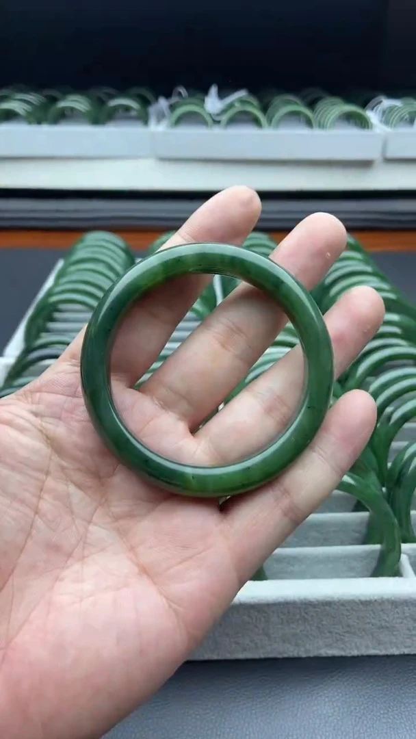 未镶嵌手镯和田玉（碧玉）04-56.4