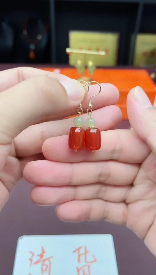 玛瑙/玉髓耳饰银S925镶嵌335000