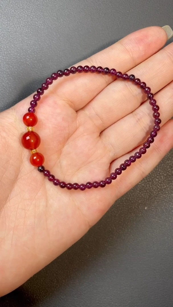 手串未镶嵌透闪石质玉a2