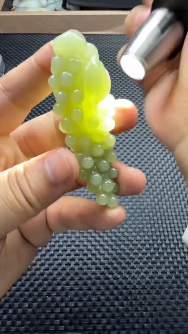 颈饰未镶嵌和田玉肉*龙39