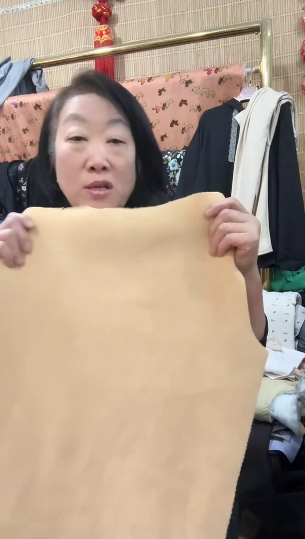 处理女士黑色芭比裤顺片2片+1残片（需要修）