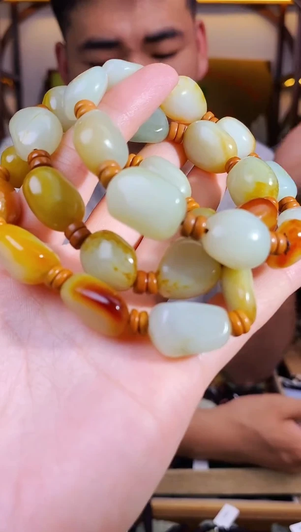 和田玉未镶嵌颈饰多样性发货拍一单发一个