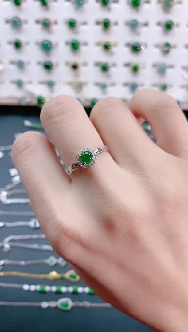 【闪购商品】翡翠戒指银S925镶嵌天然翡翠