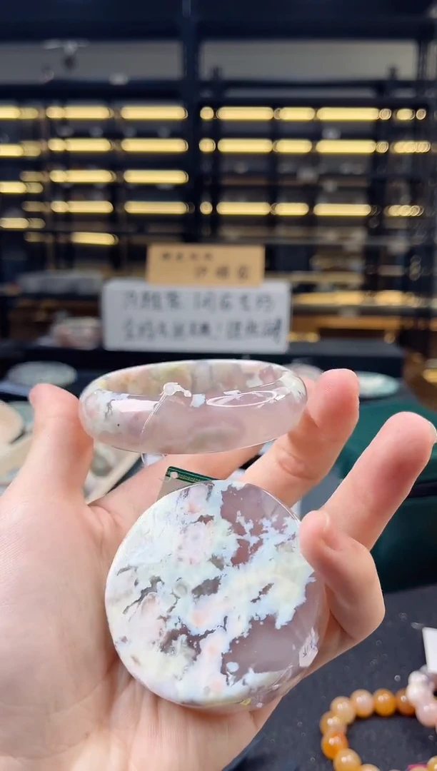 未镶嵌手镯石英质玉圈口 （不退不换）