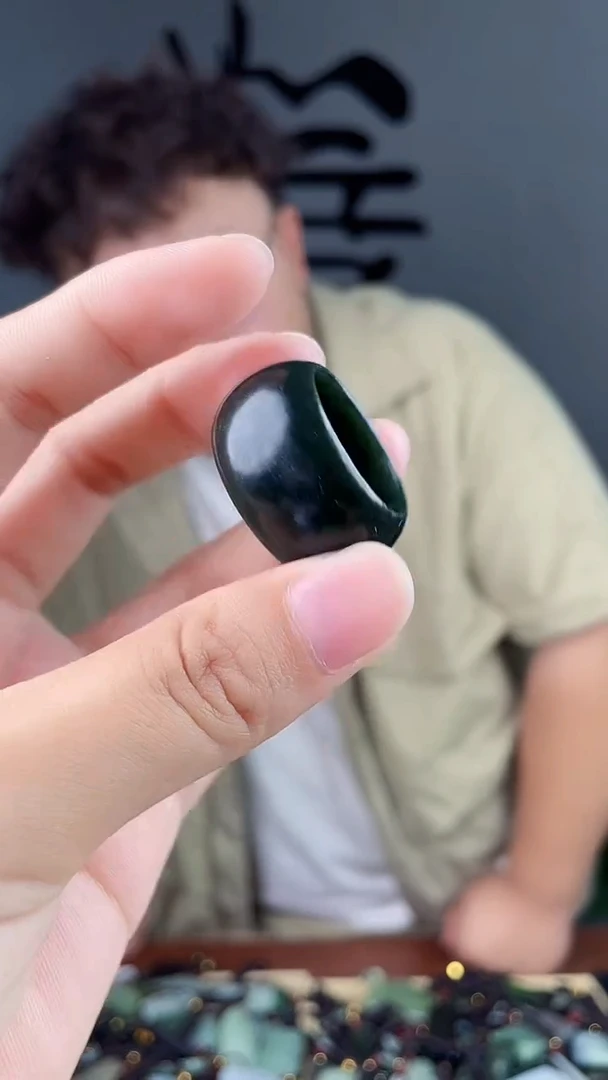 和田玉未镶嵌颈饰拍一发一，多样性发货