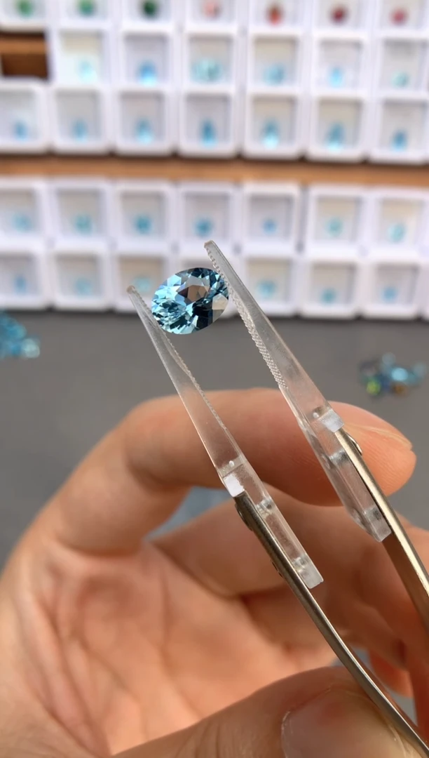 未镶嵌裸石定制海蓝宝石1.2ct 圣玛 01099