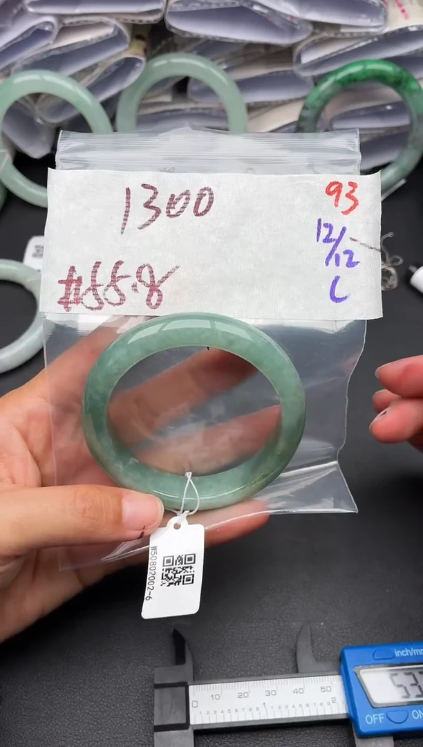 未镶嵌定制翡翠毛货需精细抛光多样性发1件93