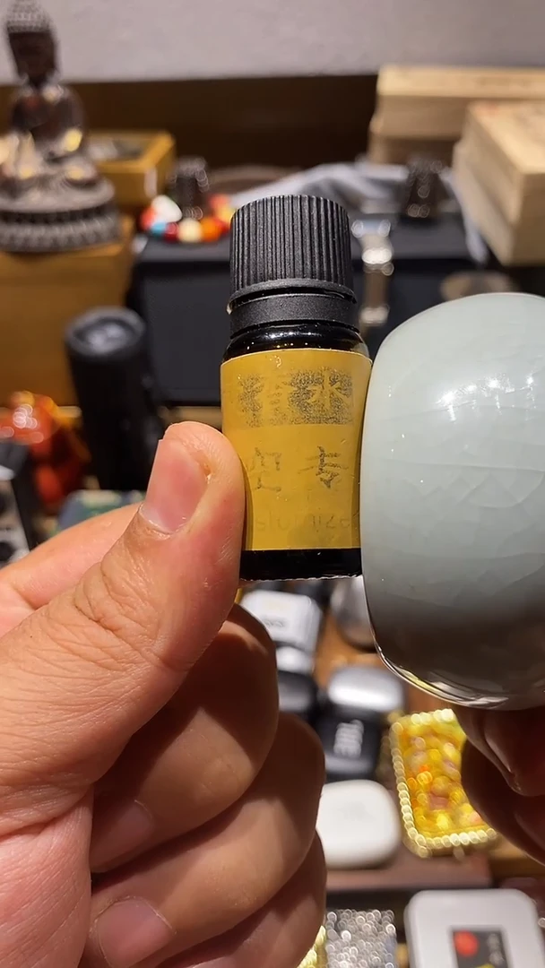 瓷片闪购商品 如图所示