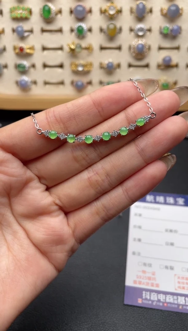 翡翠戒指银S925镶嵌一物一证一礼盒