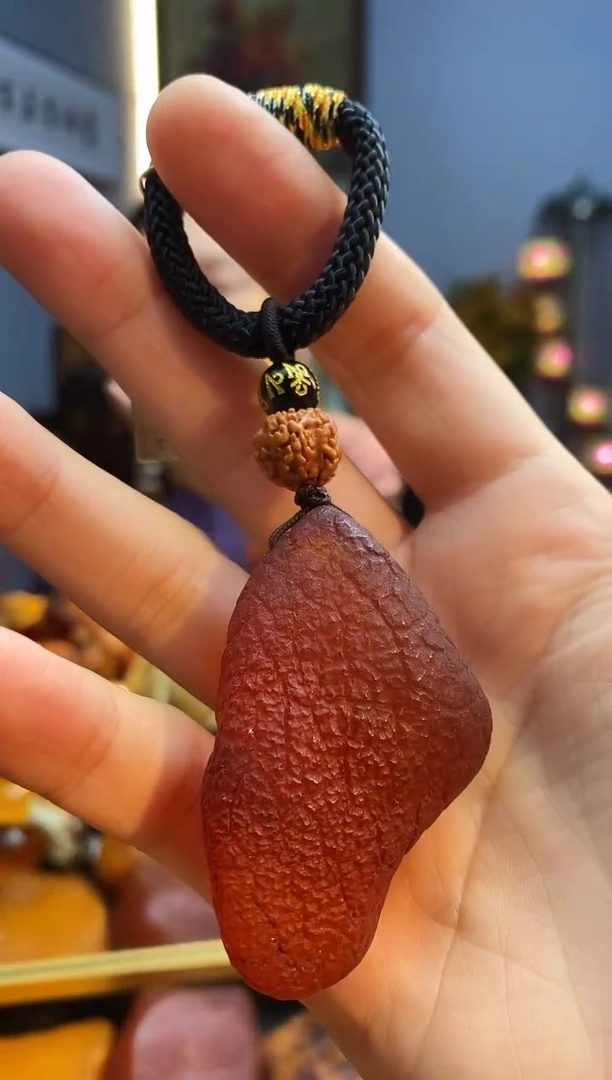 琥珀颈饰未镶嵌挂件