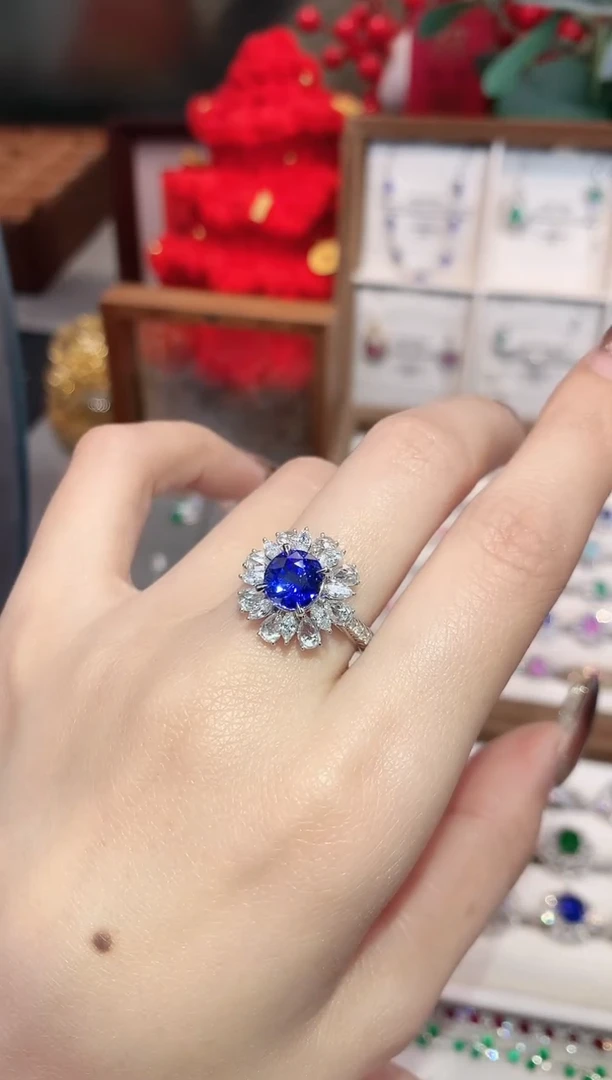 戒指蓝宝石18K金镶嵌2.78ct/天然宝石/七天无理由
