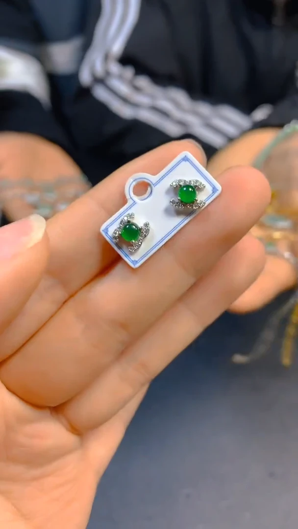 【闪购商品】翡翠耳饰未镶嵌0783296728多样性发一