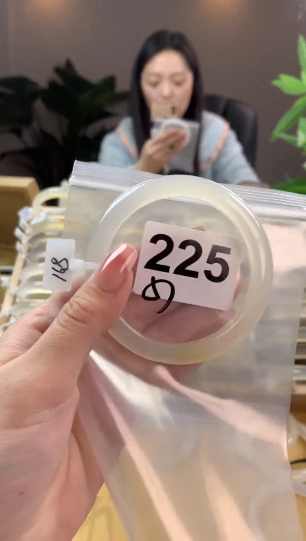 【闪购商品】玛瑙/玉髓手镯未镶嵌225