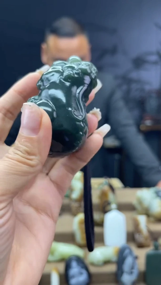 颈饰未镶嵌和田玉出****上1