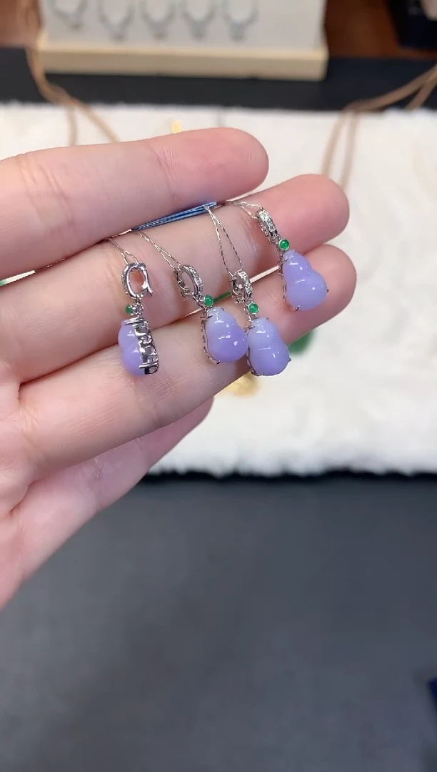 吊坠(不含链)18K金镶嵌翡翠（多样性发一件）W148|1580