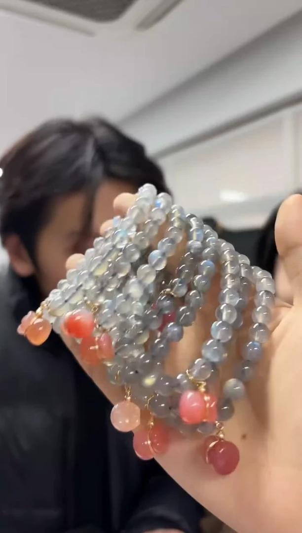 未镶嵌手串拉长石（多样性发一件）